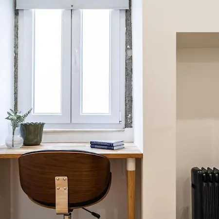 Whome Chic 2-Bed Near Santos & Alcantara Perfect For Families & Couples Lisbon Exterior photo