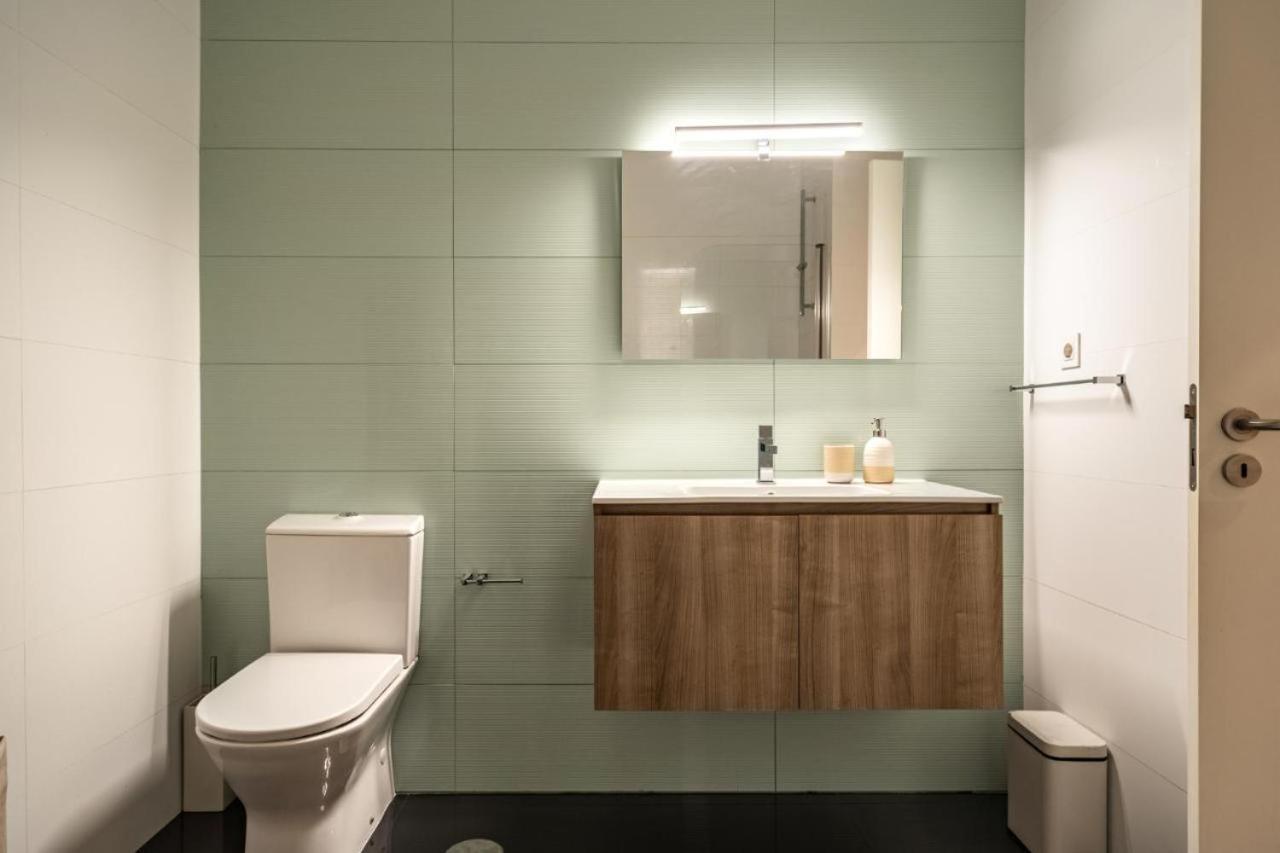 Whome Chic 2-bed Near Santos & Alcantara Perfect For Families & Couples Lizbona