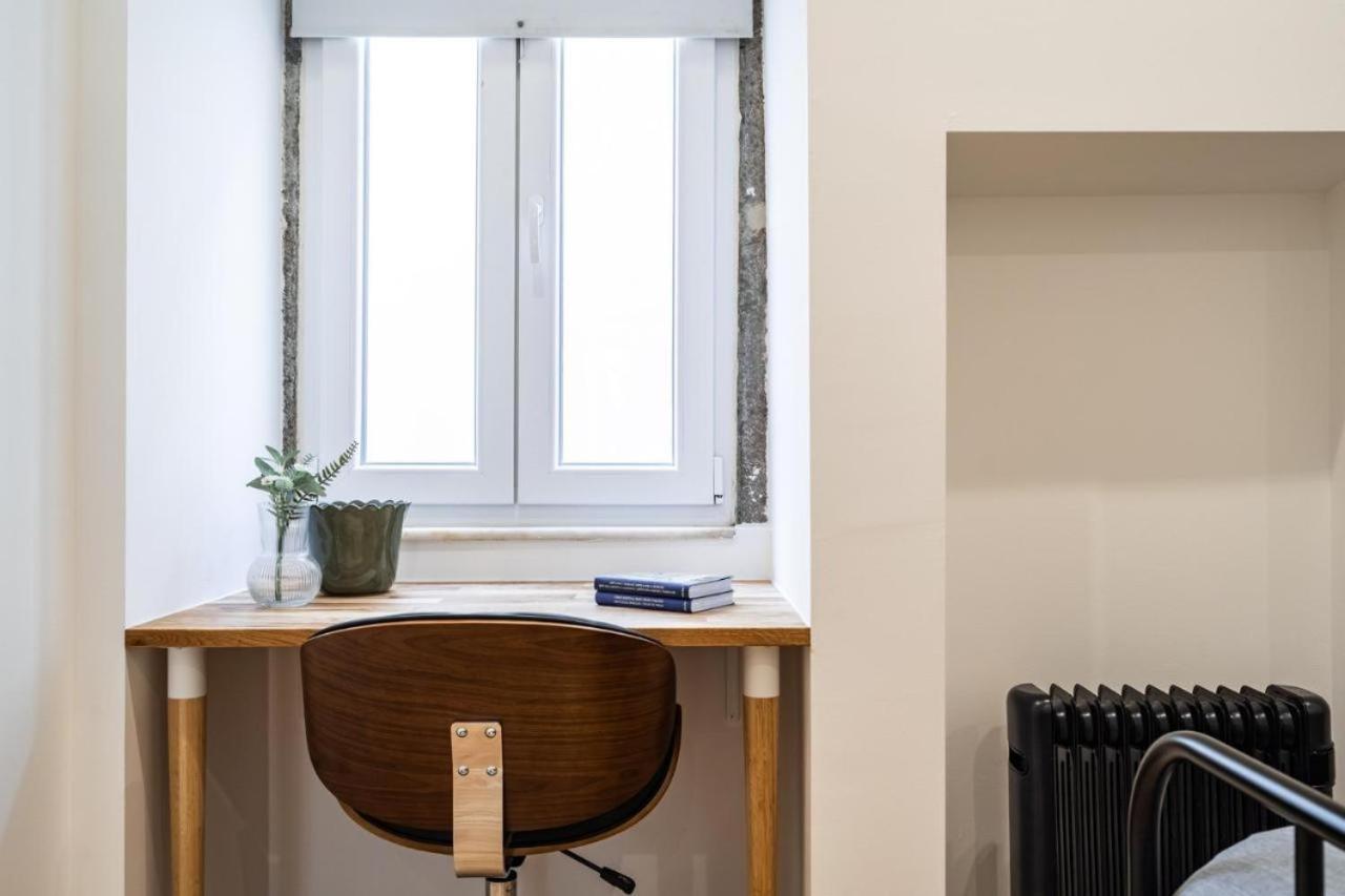 Apartament Whome Chic 2-bed Near Santos & Alcantara Perfect For Families & Couples
