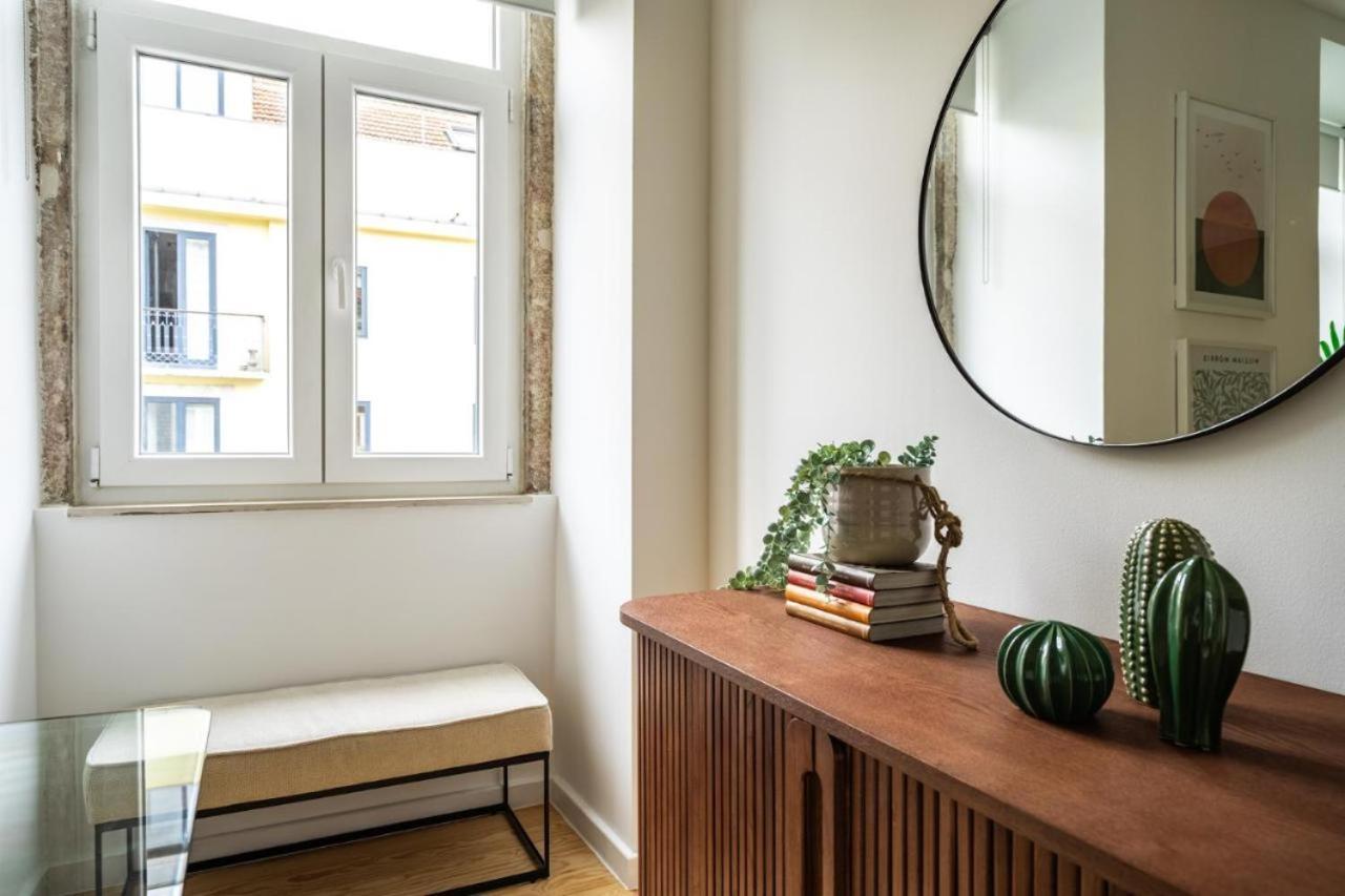 Whome Chic 2-bed Near Santos & Alcantara Perfect For Families & Couples *